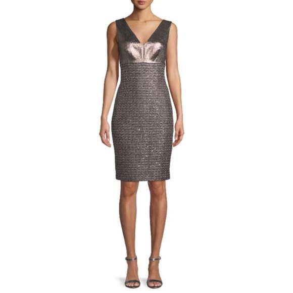ST. JOHN Twisted Sequin Knit V-neck Dress - Picture 1 of 8